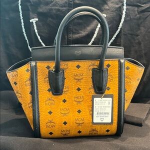 MCM Women's Cognac and  Black Tote Bag